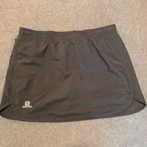 Salomon running skort